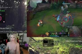 Streamer german naked play League of Legends