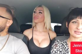 Jennyfer Stone shows her big ass and her pussy in the car