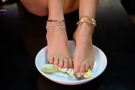 Foot Fetish Dreams with ExoticValery Free Live Sex Cam to Cam Kneads the dough with her feet