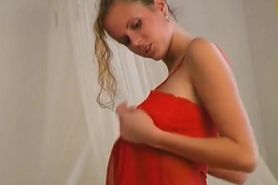 Zuzanna in red glamour outfit