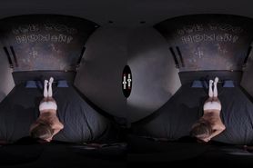 DARK ROOM VR - Juicy Shaved Kitty