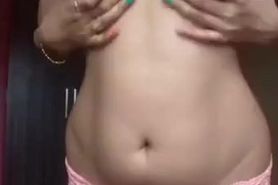 My ex-girlfriend Sheya showing her nude body