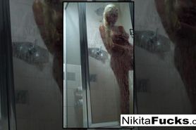 Nikita Von James' sexy home movie