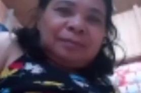 My 61 years old Filipina granny is horny pt1..