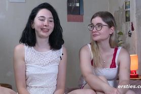 Strap-on Orgasmen mit Joana & Emily