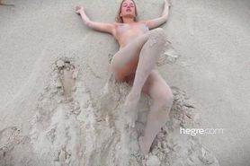 girl naked in beach