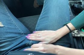 Risky blowjob and sex in the car