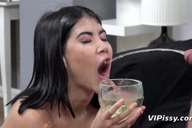 Pissing is Fun 3 ( in mouth compilation)