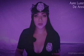 Policía roleplay - Annie asmr