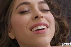 RILEY REID's tight pussy tastes delicious af - Pussy eating to real orgasm!