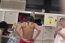 Young asian girls spied in a locker room