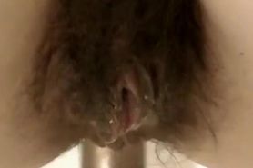 Hairy pussy taking a leak