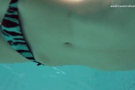 Nina Markova mega sexy teen underwater