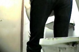 Beautiful pissing movie of some babes in the toilet