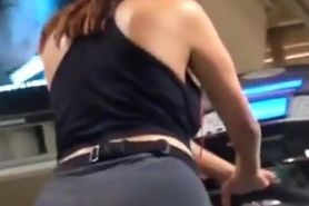 Perfect ass on her!! Booty meat vid #1