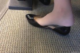 Candid US College Teen Shoeplay Feet Dangling in Nylons PT 4