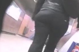 Candid Ass in Pants 04 (+slow motion)