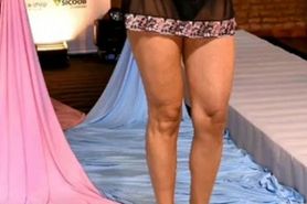 Sexy legs lo