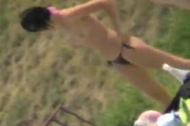 Amateur sexy beach nudist on video