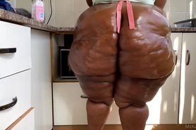 Kandi Pear Colossal Massive Ass In The Kitchen 1080p