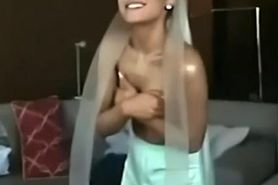 Ariana Grande Celebrity Porn With Flashing Boobs