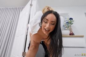 Badkittyyy - Caught In A Corset