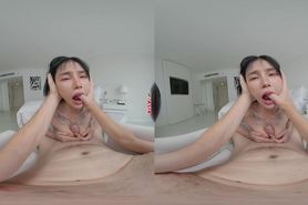 Sexy Asian Influencer Tries Hardcore VR - Dell