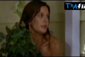 Teri Hatcher Sexy Scene  in Desperate Housewives