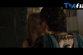 Diane Kruger Sexy Scene  in Troy