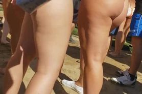 perfect duo big bubble ass in bikinis