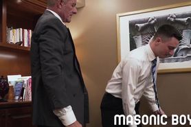 MasonicBoys - DILF elder rims and fucks twink apprentice in office