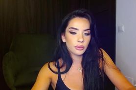 Perfect body luxury brunette busty girl webcam solo