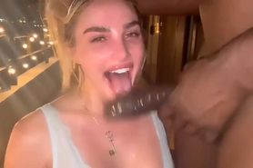 Blonde bbc deepthroat