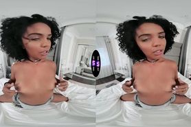 TmwVRnet - Selva Lapiedra - Bored and sex-hungry ebony