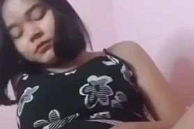 Indonesian girl masturbation