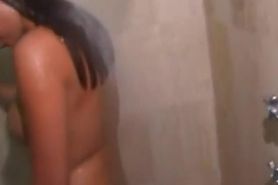 SHOWER ACTION - GGW - GPV5