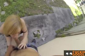 Blonde gives pussy for a ride