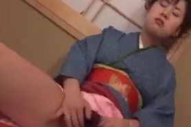 Cockriding japanese teen orally satisfied