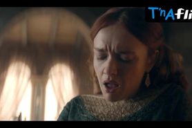 Olivia Cooke Sexy Scene  in House Of The Dragon