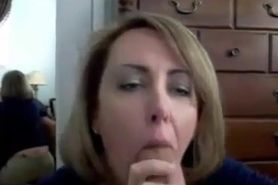 Short haired MILF great Blowjob