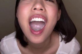 Yua Nanami swallows 4 loads