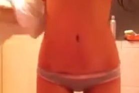 Skinny Girl Show Her Tits And Pussy