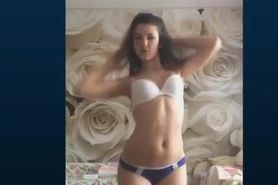 Sexy girl dance very hot