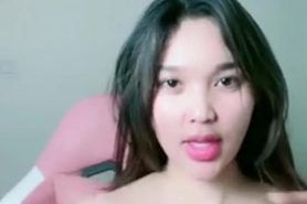 Viral Bokep Seleb Adenia Live Buka-bukaan Demi Saweran