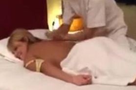 Nikki Sexx Japanese massage