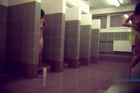 in public pool showers 823