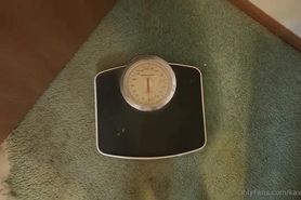 Fat Teen Weigh-In