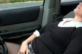 Attractive MILF Butters Her Muffin in Car