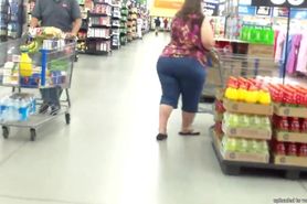 Huge White Buttocks Spotted...