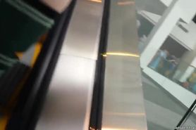 escalator upskirt